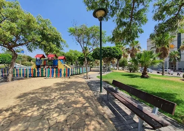 Millys House Junto A Feria Real *
